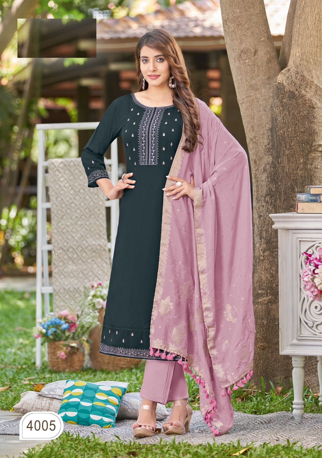 Reyon  Weaving with print kurti with Embroidery and Handwork and Muslin Jacquard dupatta