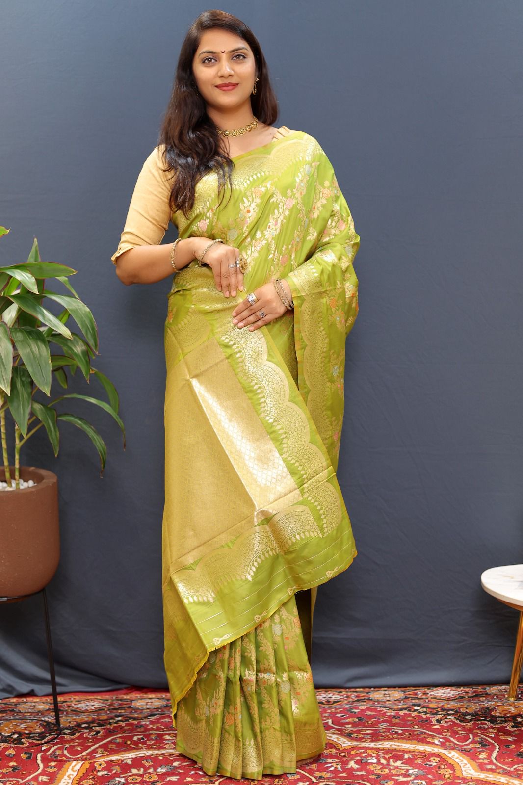 Beautiful Pure Soft silk hand-loom sari with Pure Jari Contrast Border and Rich pallu with blouse sari