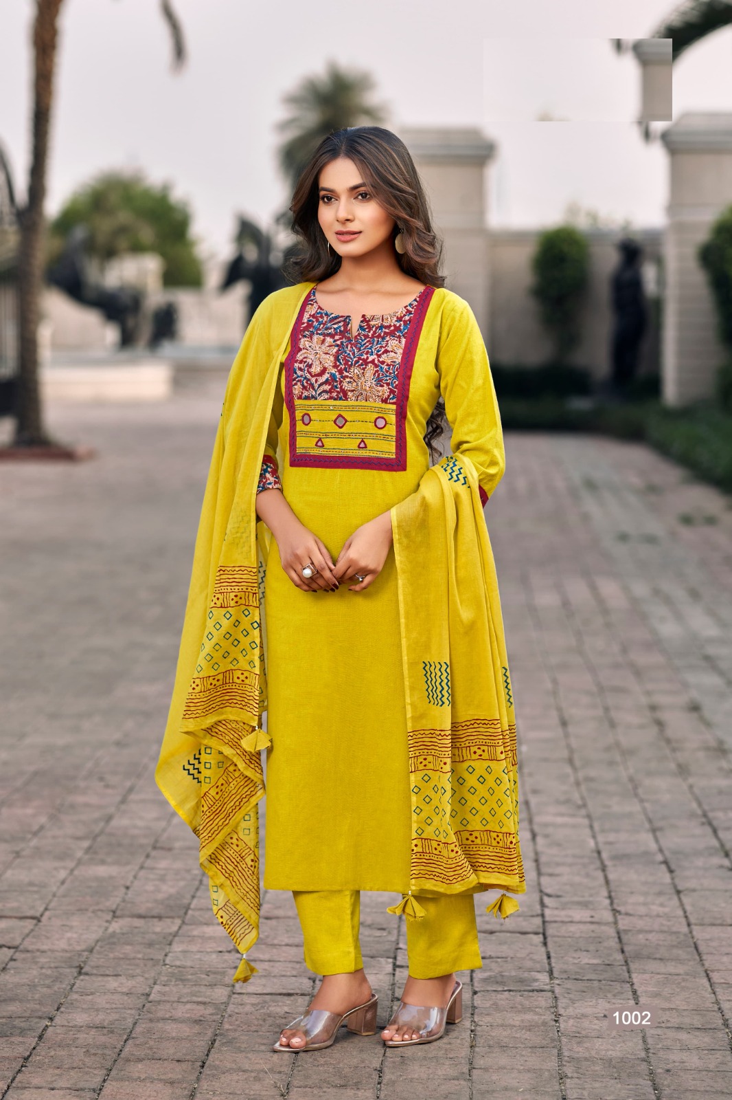 New Catalouge Cotton Print With Hand Work with dupatta Kurti set for online sale