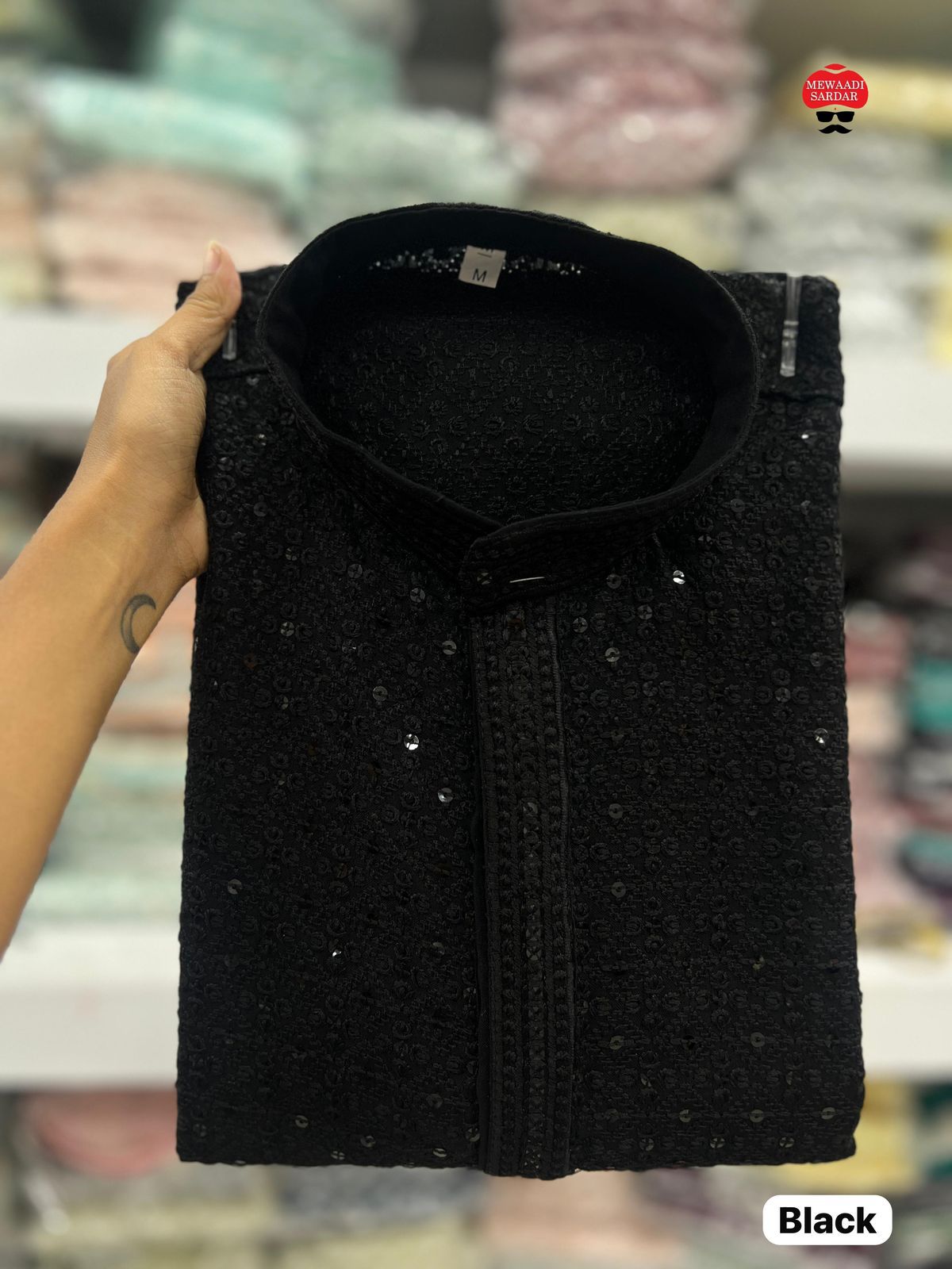 Traditional chikan work kurta for all beautiful occasions