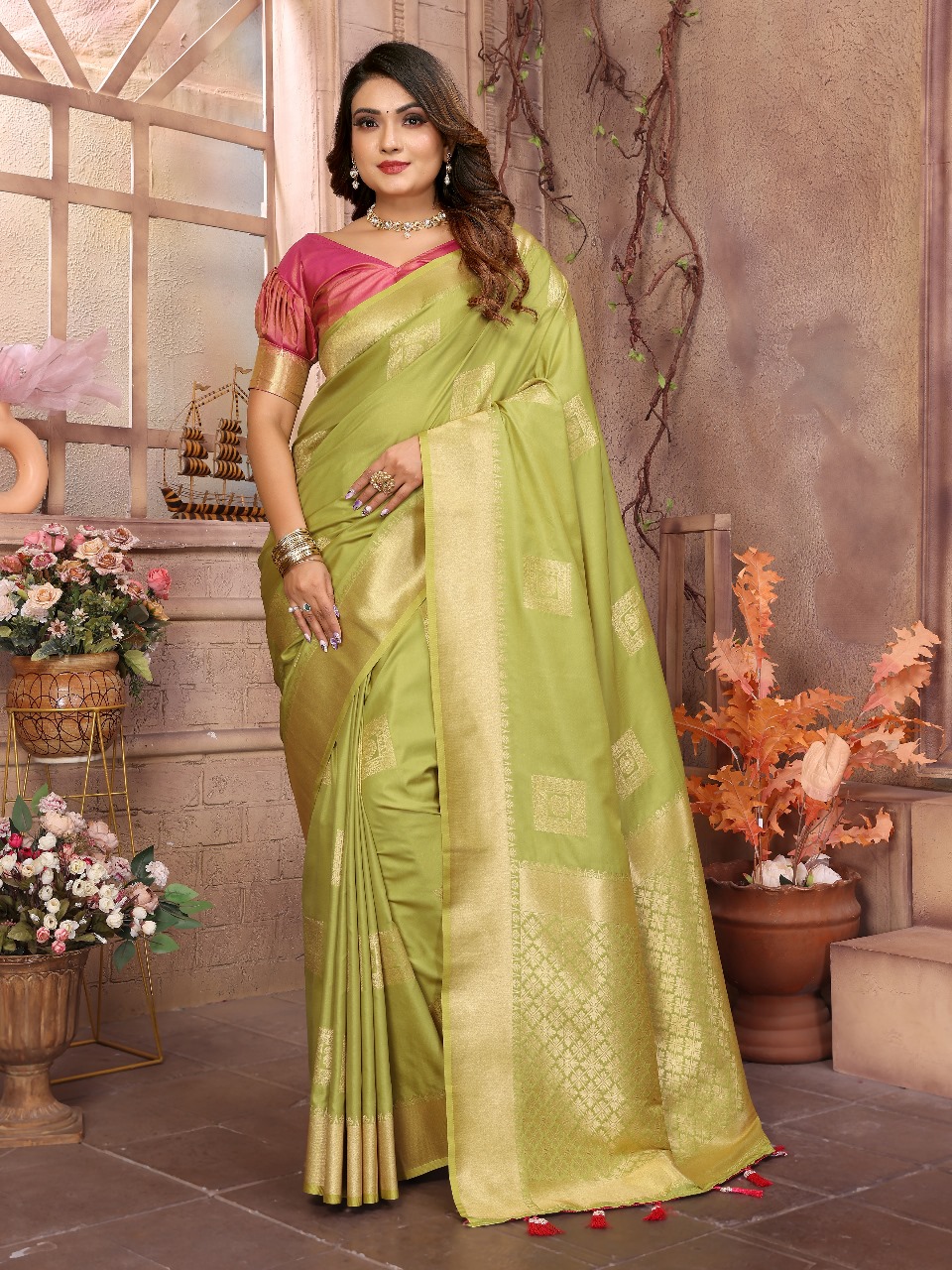 Presenting super pretty and beautiful premium Lichi soft Silk saree