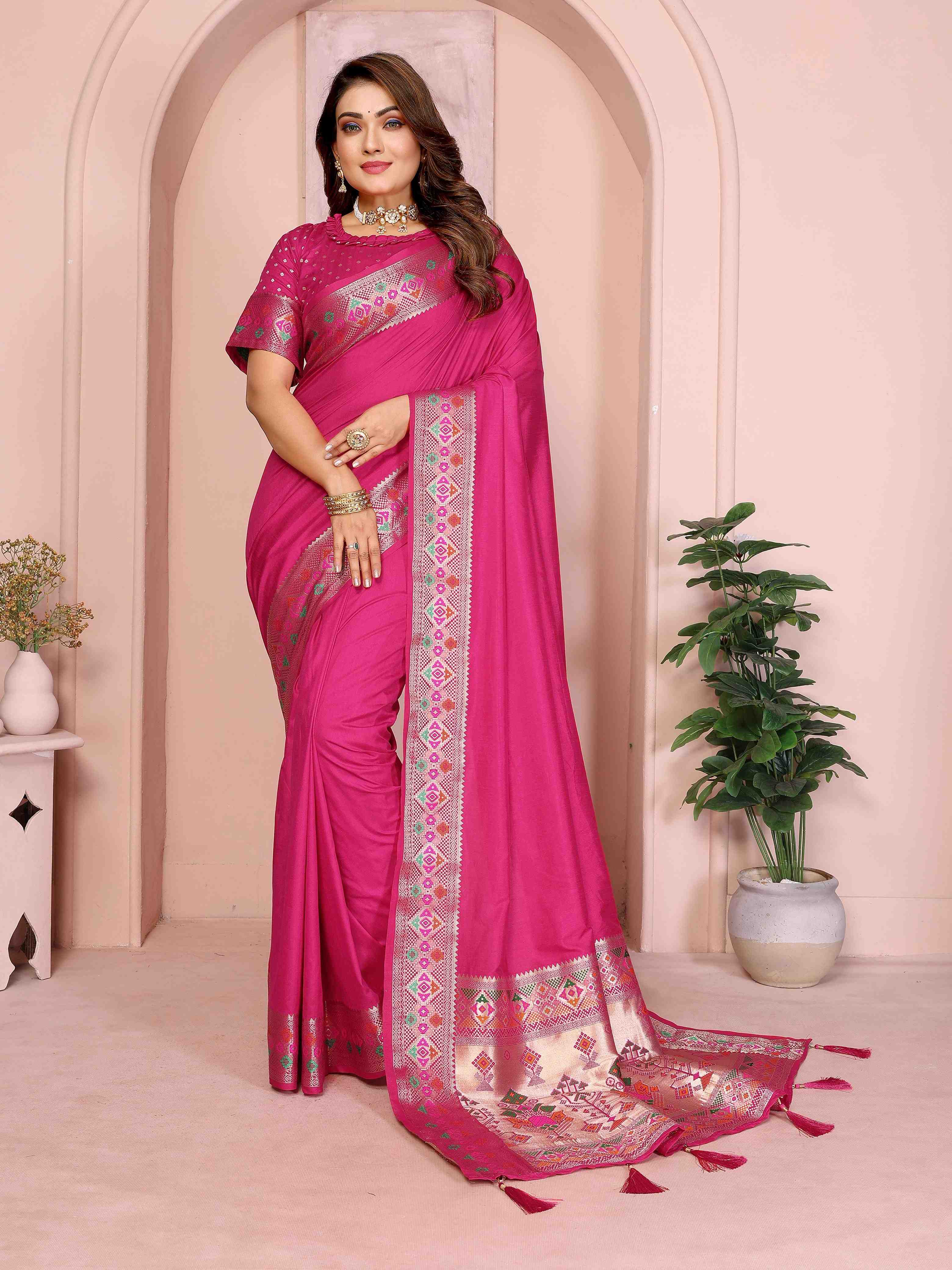 Zari Gold & Minakari Weaving Paithani Border Both Side Saree With Rich Weaving 