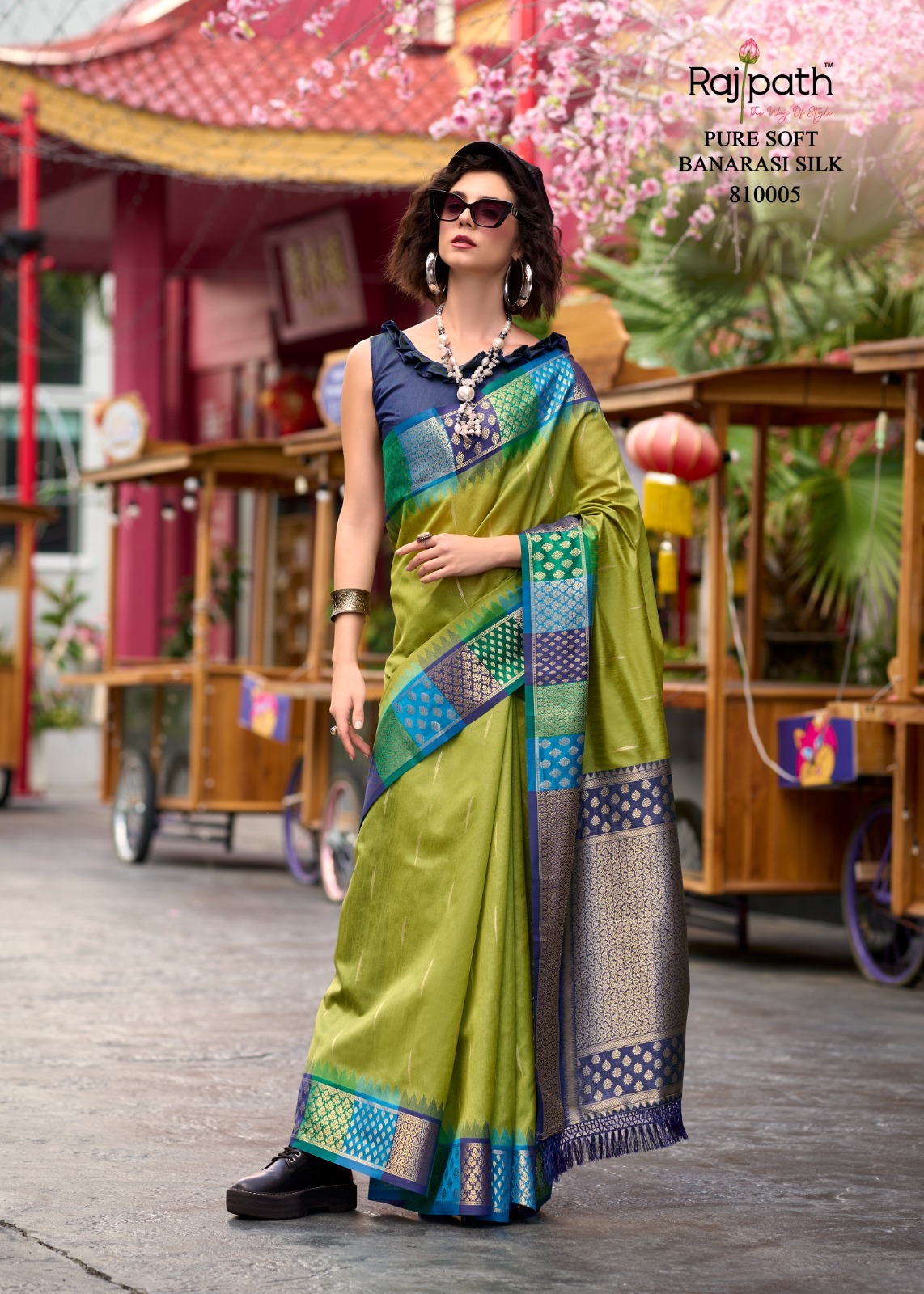 Pure Banarasi Silk With Beautiful Border Concept Saree