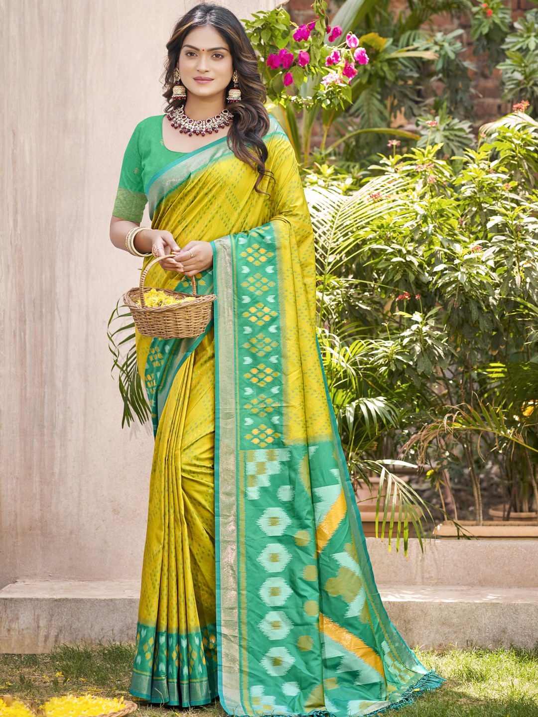  Pochampalli Silk Saree