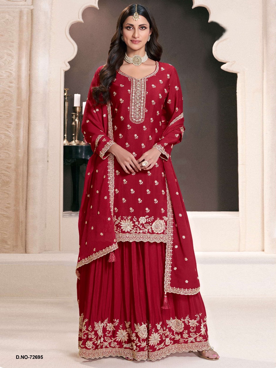 CHINON EMBRODARY THRED WORK SUIT