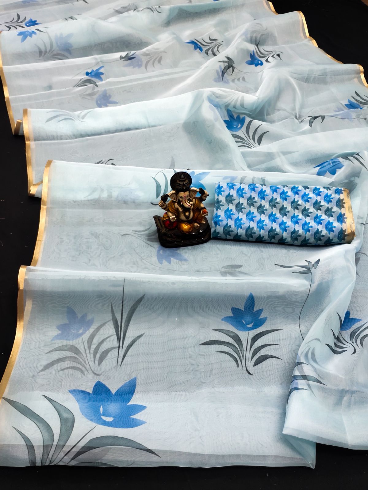 Traditional And Classic With Best Quality Organza Digital Print Soft Shiny Art Silk Sarees