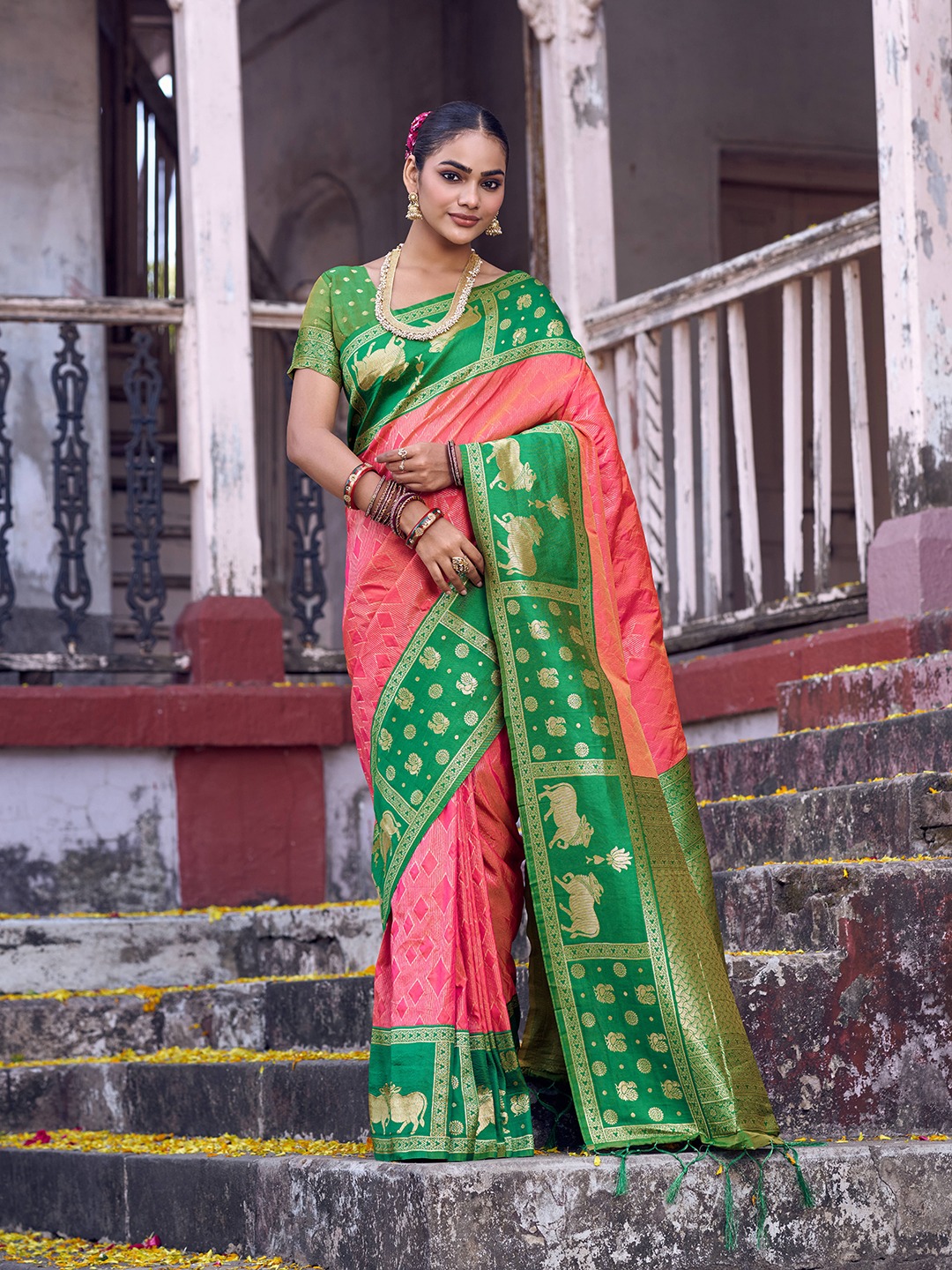 SOFT SILK FABRIC SAREE BEAUTIFUL