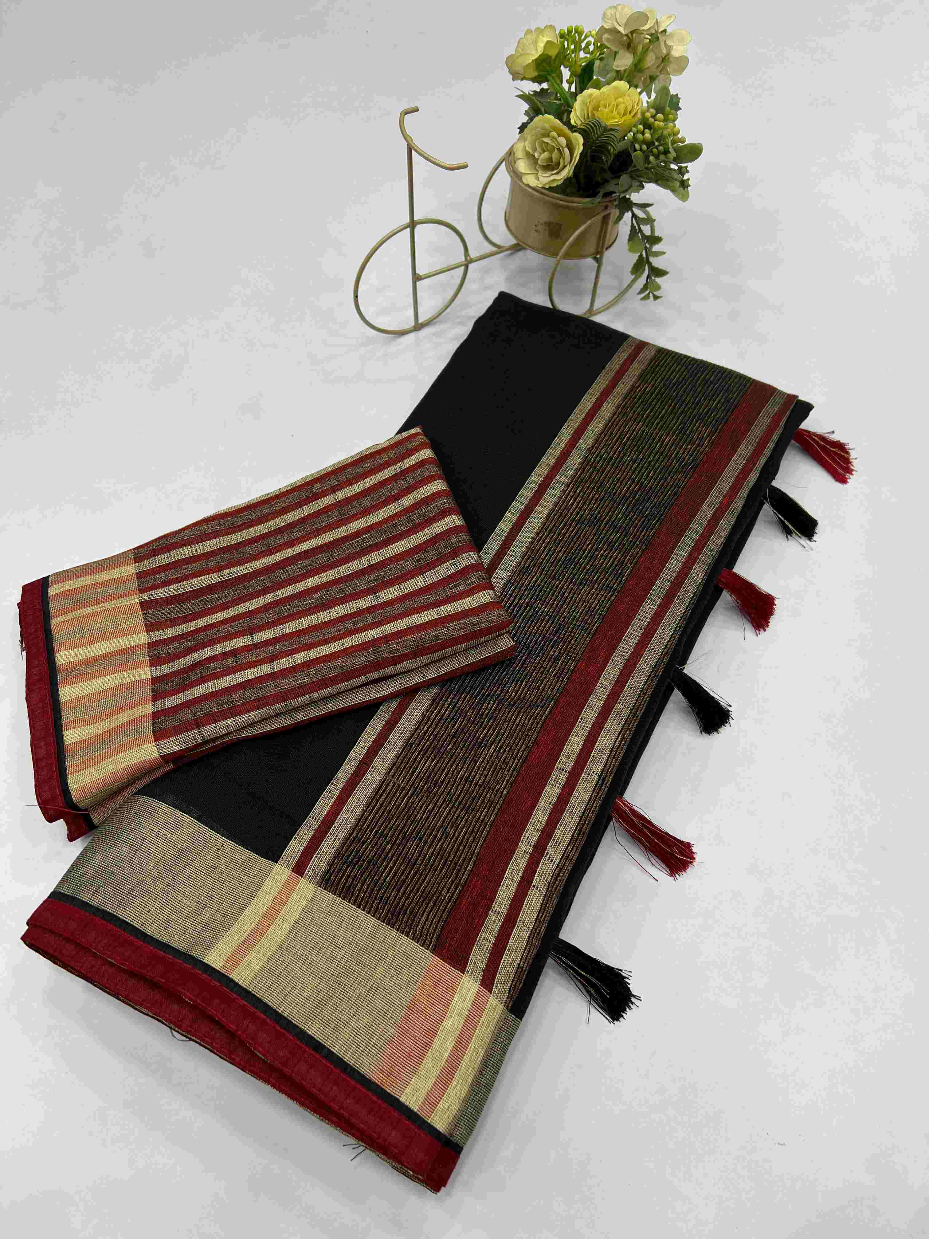 Heavy Linen Gold Border AND less piping Saree