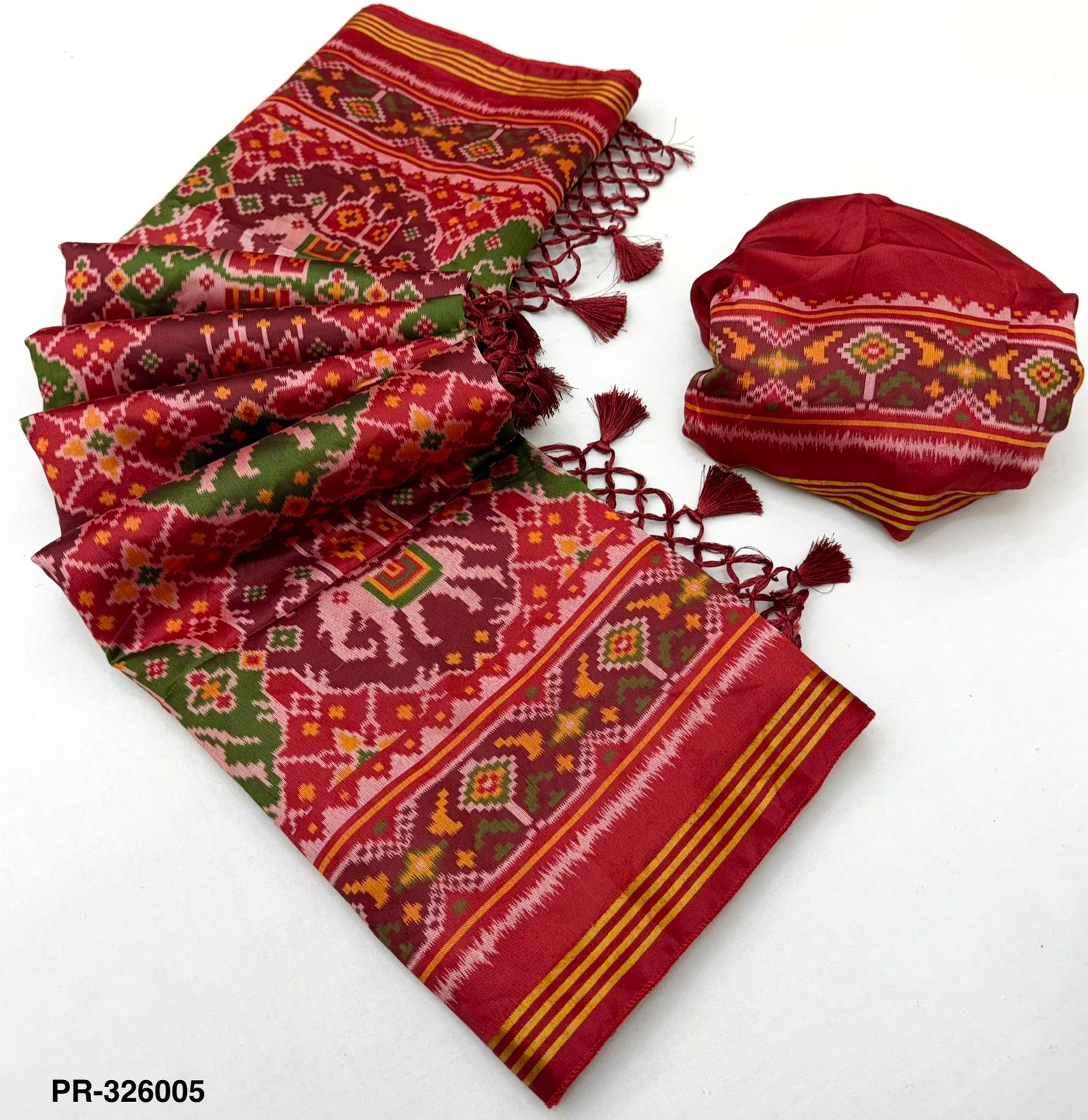 Handloom Silk Patola with Trending designs & Lagadi Patta & weaved zari border Saree