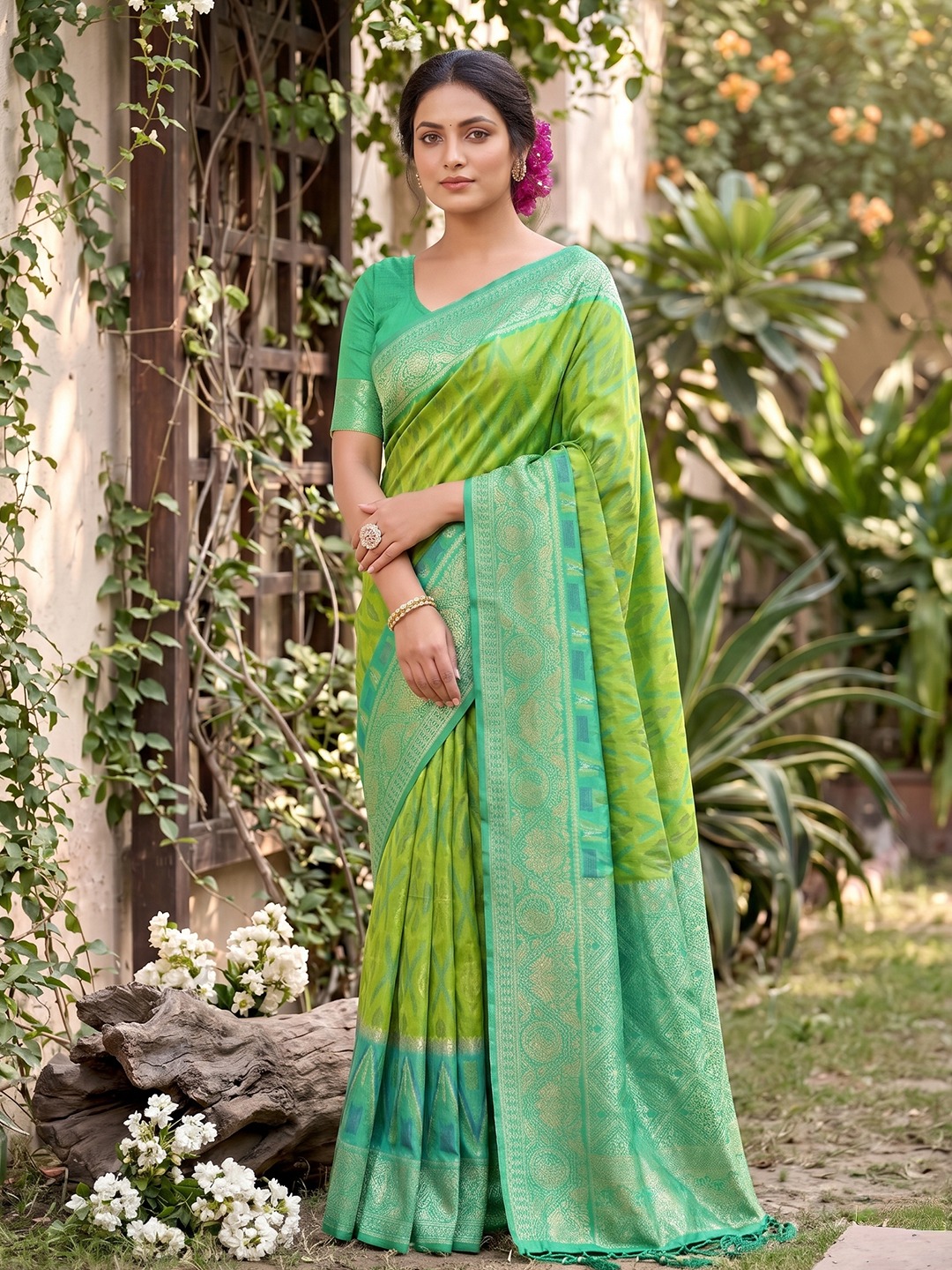 Soft SILK FABRIC PRINTED SAREE 