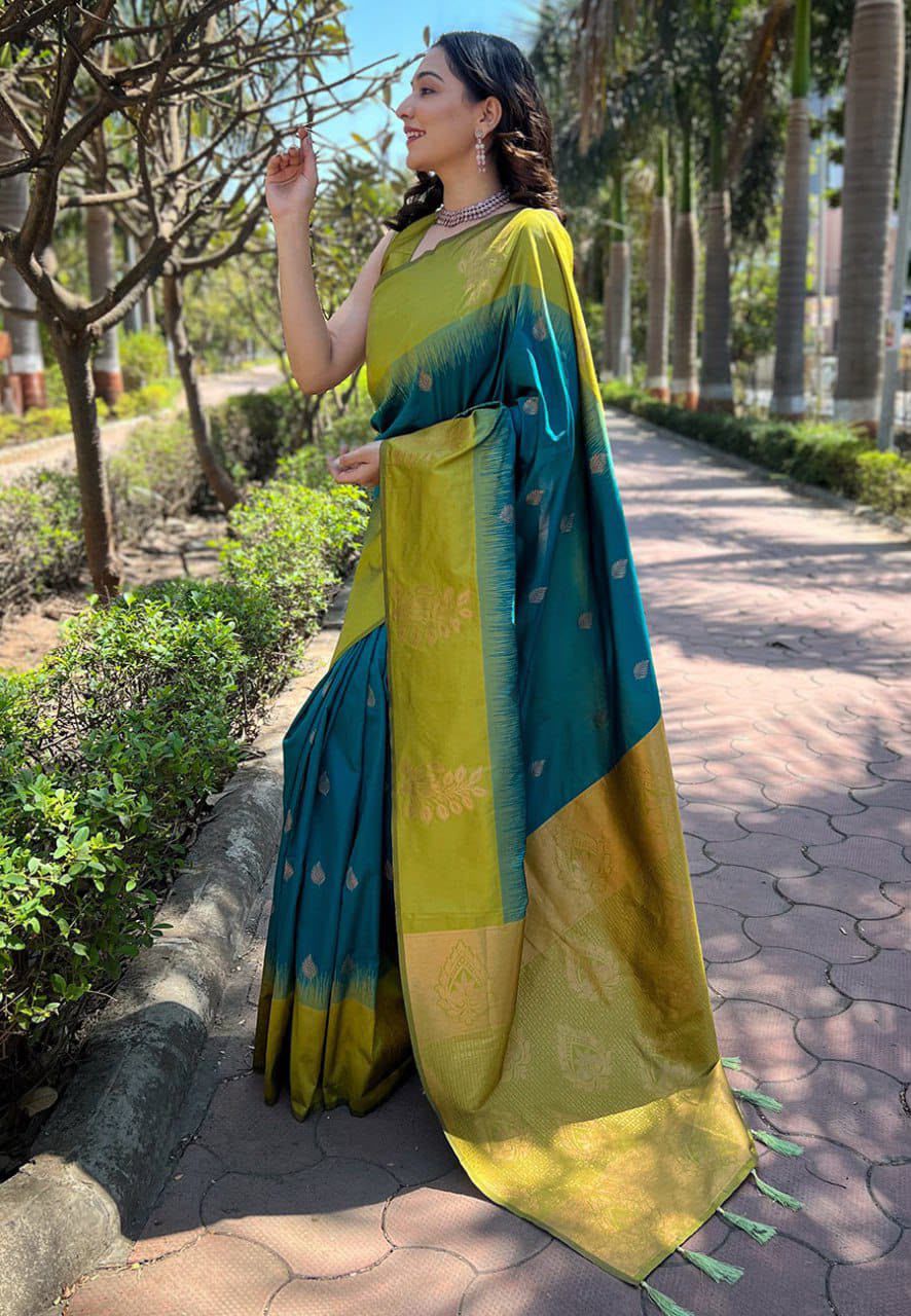 THE BEAUTIFUL RICH PALLU & JACQUARD WORK ON ALL OVER THE SAREE
