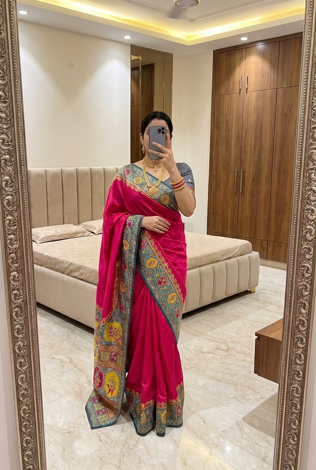 Stunning Pashmina Silk Saree featuring a rich with a contrasting enhanced