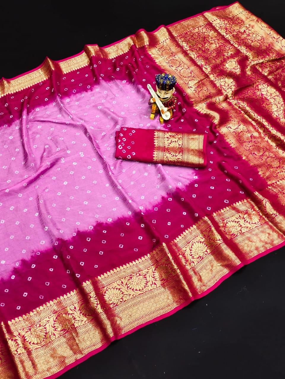 Running Awesome Heavy Saree With Hand Daing