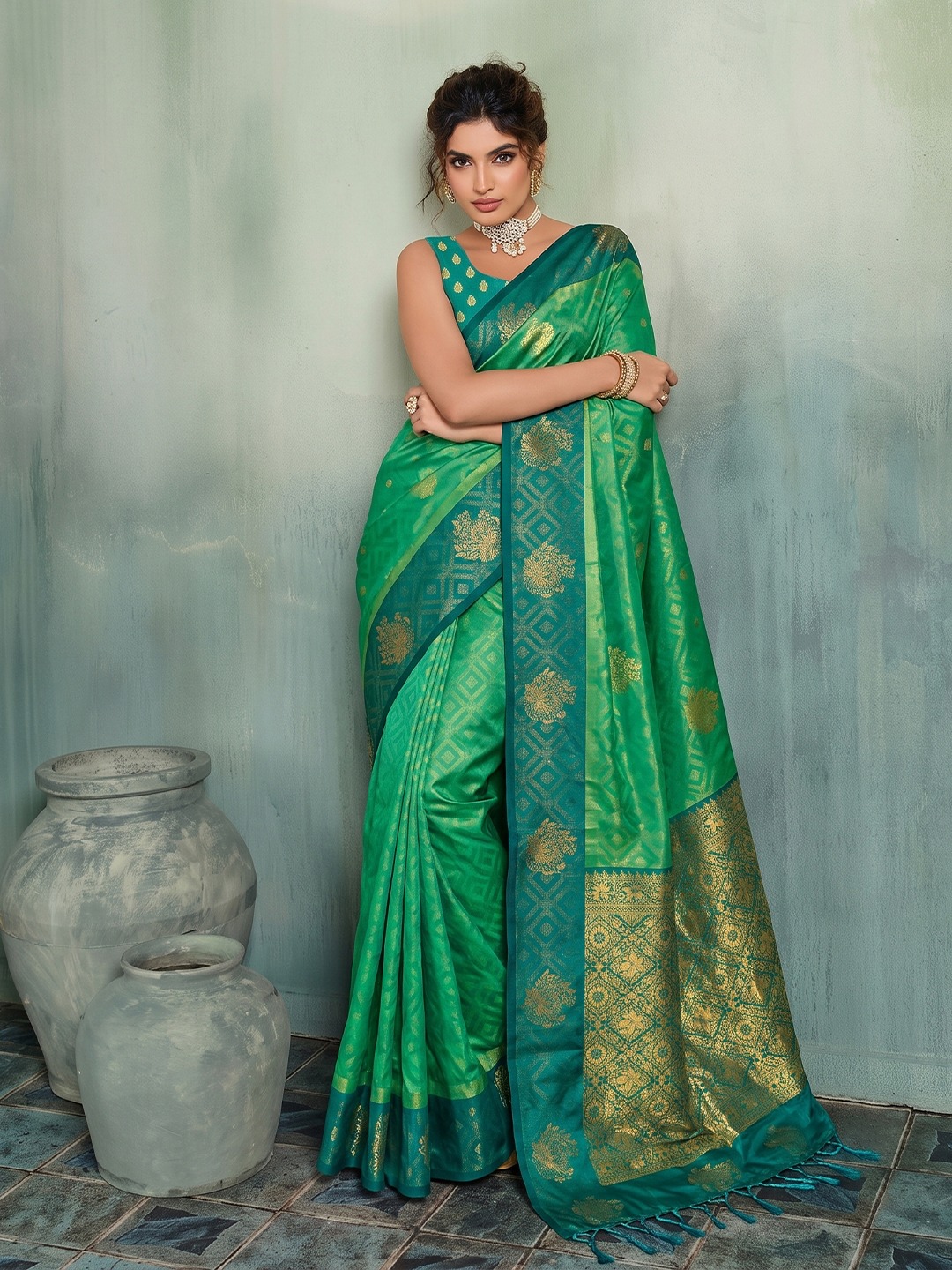 Silk FABRIC BEAUTIFUL SAREE 